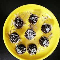 A picture of Chocolate laddoo.