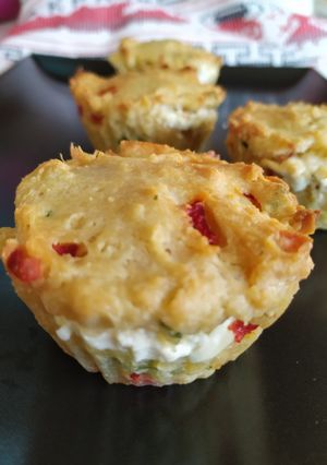 Φωτογραφία της συνταγής Μίνι muffins με φέτα και πιπεριά