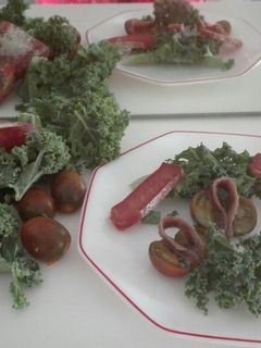 Una foto de Ensalada kale con mojama