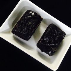 A picture of Instant fudge brownie.