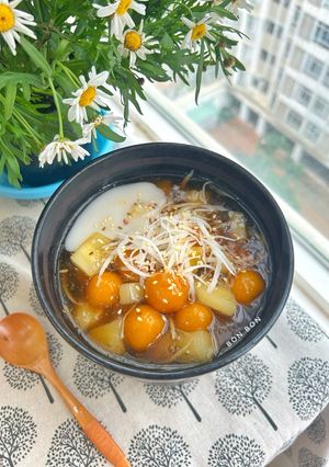 Hình của món Chè Sắn Mochi Bí Đỏ.