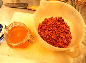 Una foto de Prefabricación panificadora, de retazo de masa madre, chicha-rrones y grasa para todo tipo de panes