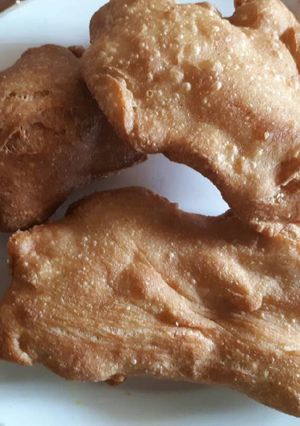 A picture of Mandazi.