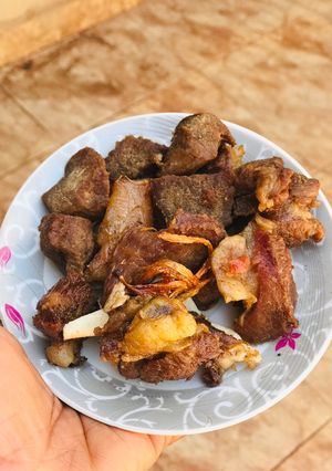 A picture of Golden Fried Meat.