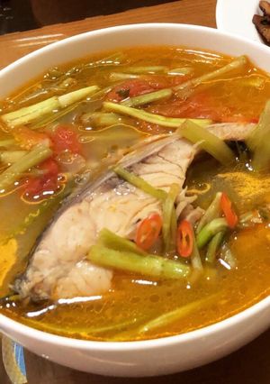 Hình của món Cá chép nấu rau cần.