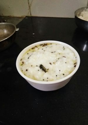 કર્ડ રાઈસ (Curd Rice Recipe In Gujarati) રેસીપી મુખ્ય ફોટો