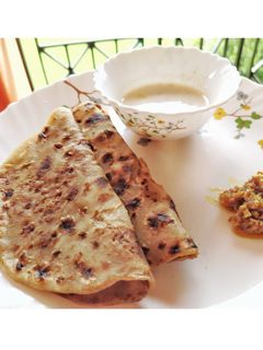 আলুর পরোটা (Aloo Paratha recipe in Bengali) রেসিপির প্রধান ছবি