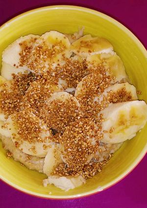 Una foto de Desayuno vegano de avena 😄
