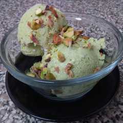 Una foto de Helado casero de aguacate
