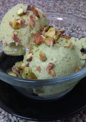 Una foto de Helado casero de aguacate