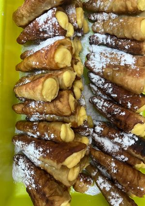 Foto principal de Cañas fritas rellenas de crema pastelera