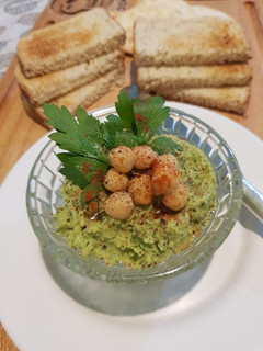 Una foto de Dip de Garbanzos y Palta