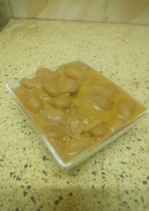 A picture of Butter beans.