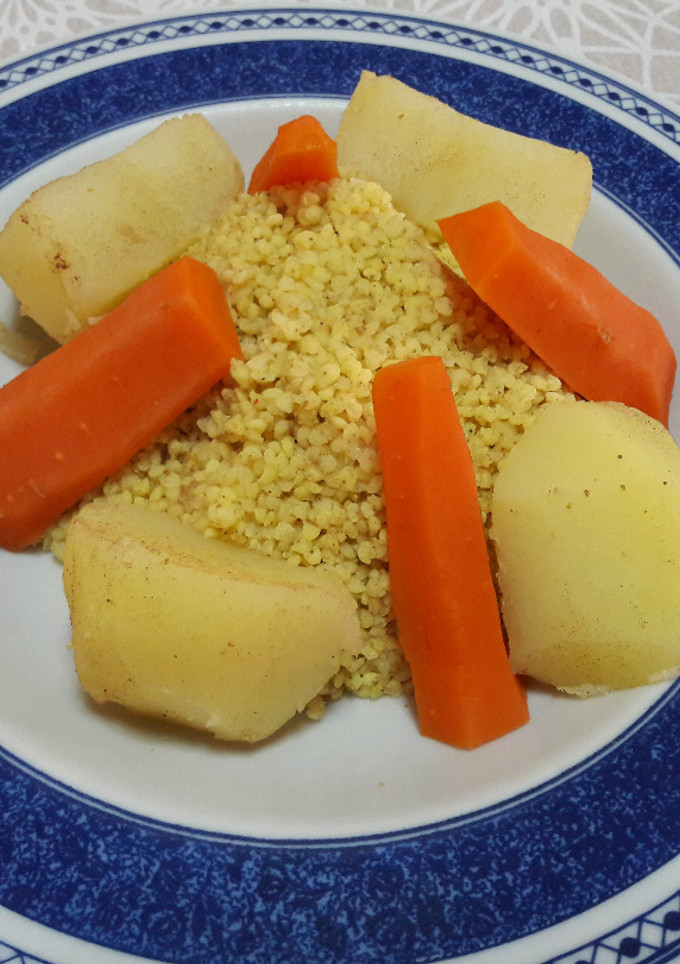 Una foto de 🇲🇦Cuscús marroquí de mijo bajo en grasa, sin gluten y vegano