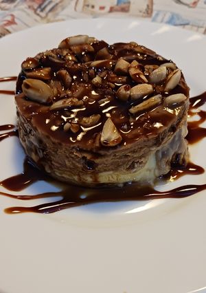 Una foto de Pastel de natillas con galleta