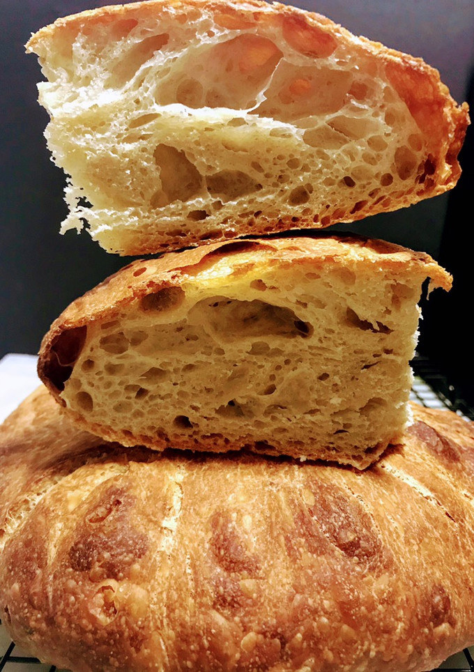 Una foto de Pan gallego casero