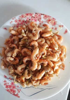 Hình của món Tôm xào sả ớt.