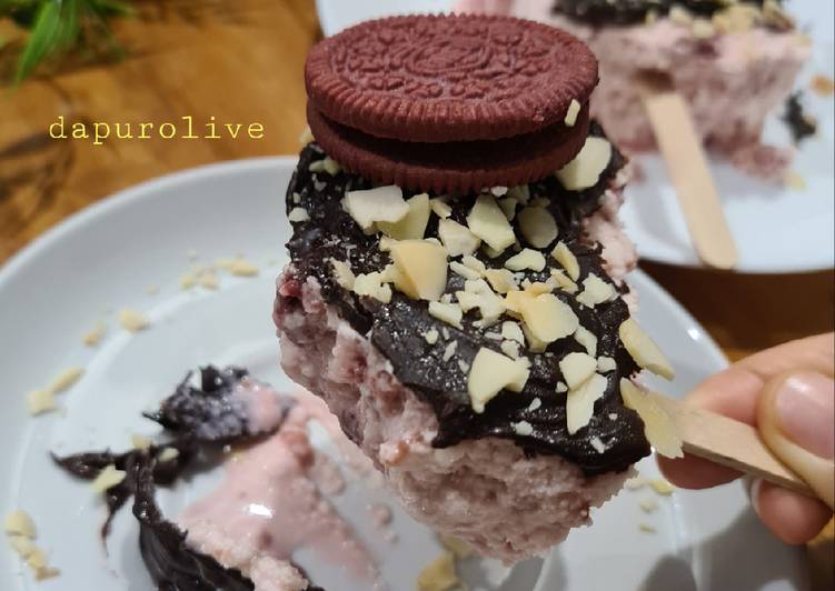 Bagaimana Membuat Ice Cream Oreo Red Velvet, Sempurna