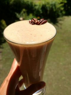 Una foto de Licuado cremoso de frutas y nueces