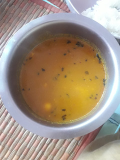 வெங்காயம் வதக்கி அரைத்த முட்டை குருமா (Vengayam Vathakai Araiththa Egg Kurma Recipe in Tamil) செய்முறை முக்கிய புகைப்படம்