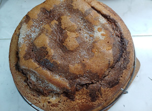 Una foto de Torta rápida marmolada