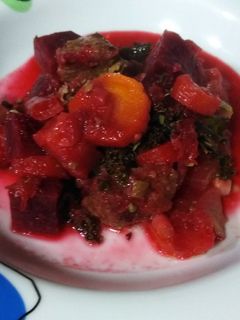 Una foto de Ragú de ternera con remolacha