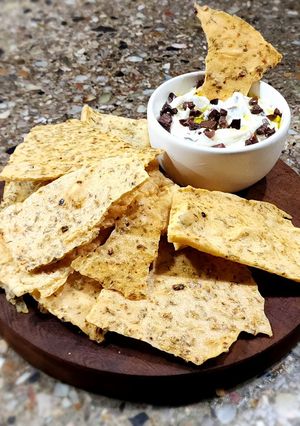 Una foto de 🍕Mega cracker sin TACC sabor pizza🍕A base de Fécula de Mandioca - pocos ingredientes y súper fácil