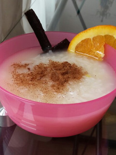Una foto de Arroz con canela y naranja