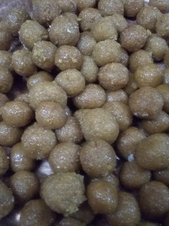 নারকেল নাড়ু (narkel naru recipe in Bengali) রেসিপির প্রধান ছবি