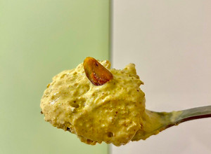 開心果優格冰淇淋 的食譜成品照片