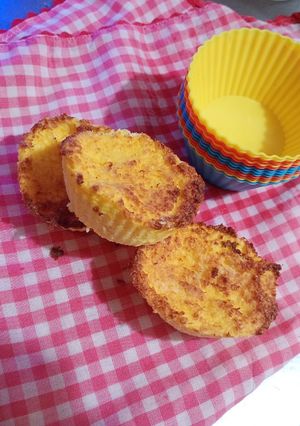 Una foto de Muffins de Naranja y Coco para Bebés en Freidora de Aire