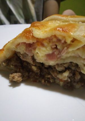 Una foto de Lasaña de carne y jamón y queso (primera vez que lo hago)