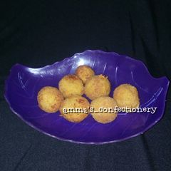 A picture of Potato Balls.
