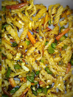वेजिटेबल पास्ता (Vegetable Pasta Recipe in Hindi) रेसिपी मुख्य फोटो