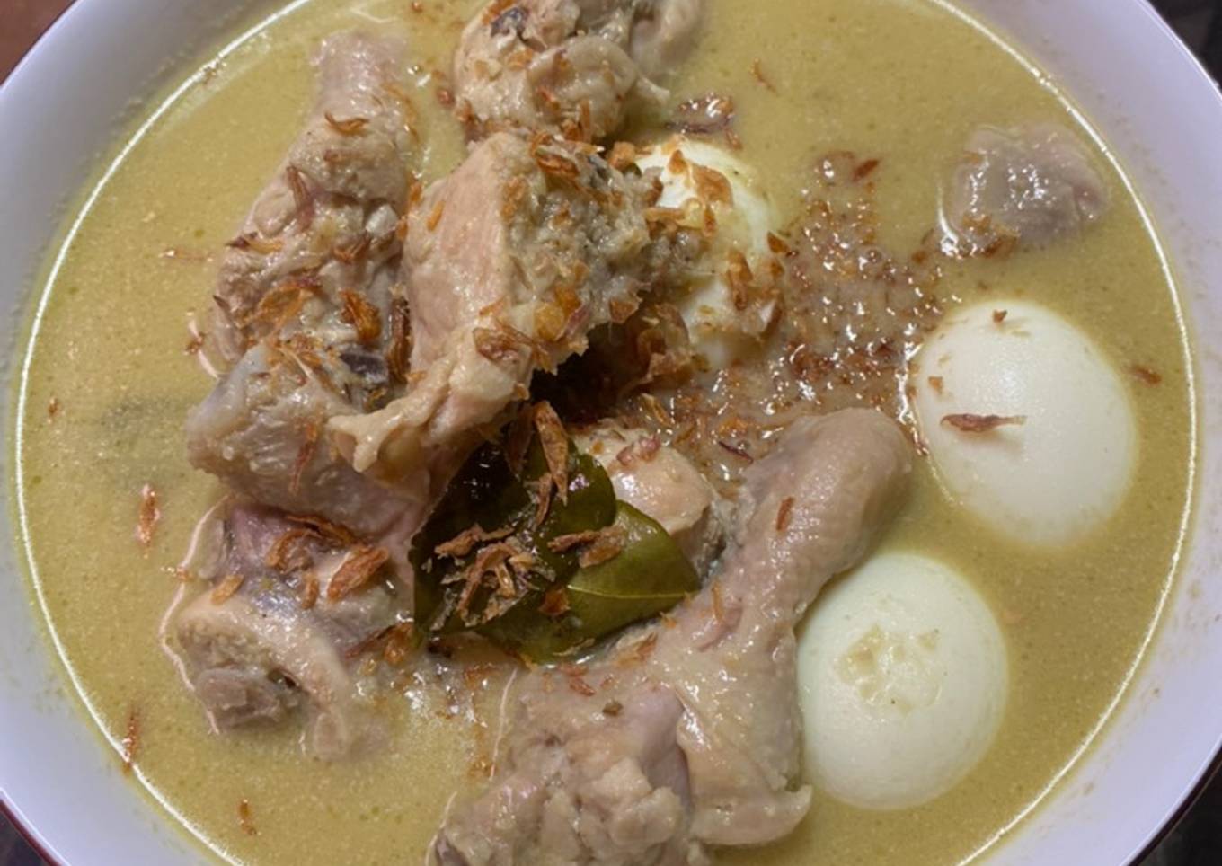 Langkah Mudah untuk Membuat Opor Ayam, Enak Banget