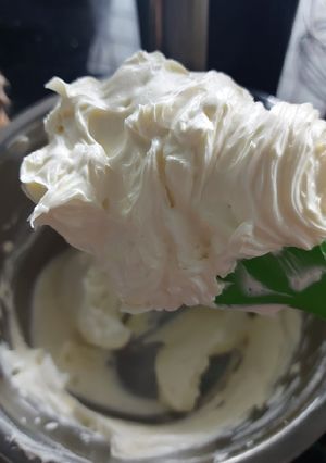 Foto resep Swiss meringue buttercream