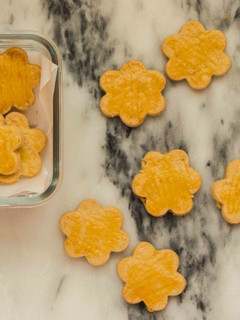 Una foto de Mailänderli (Galletitas Suizas)