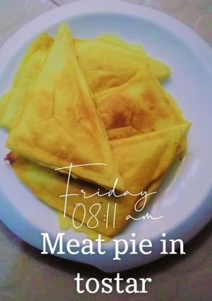 A picture of Meat pie in tostar(sandwich maker).