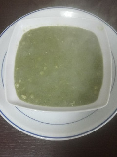Una foto de Crema de revuelto de espinacas y cebolla