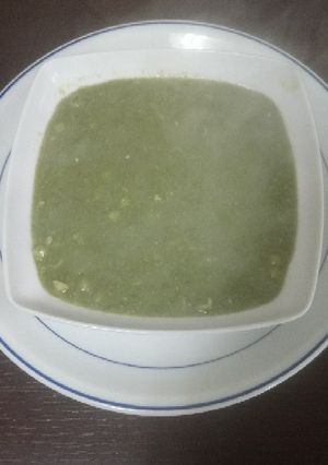 Una foto de Crema de revuelto de espinacas y cebolla