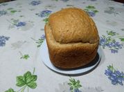 Una foto de pan de lino en panificadora