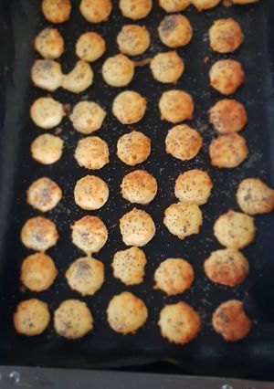 Sajtos-túrós puffancs recept fotója
