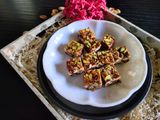 ખજૂર ડ્રાયફ્રુટસ પાક (Khajoor Dryfruits Paak Recipe In Gujarati)