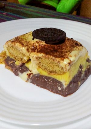 Una foto de Postre borracho con vainillas