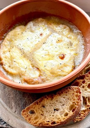 A picture of Valdostana-Style Giarratana Onion Soup.