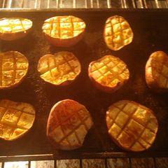 A picture of Criss Cross Potatoes.