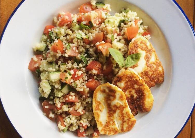 Steps to Prepare Any-night-of-the-week Bulgur Salad with Halloumi