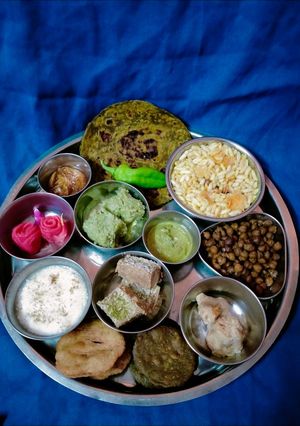 સાતમ થાળી (Satam Thali Recipe In Gujarati) રેસીપી મુખ્ય ફોટો