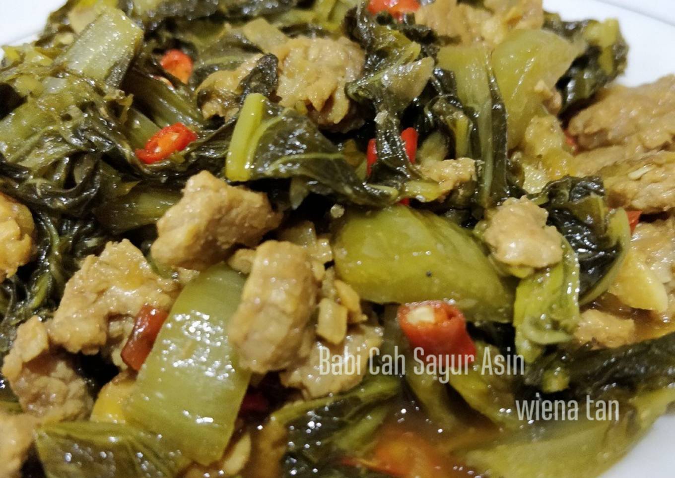 2. Babi cah Sayur Asin 🐖