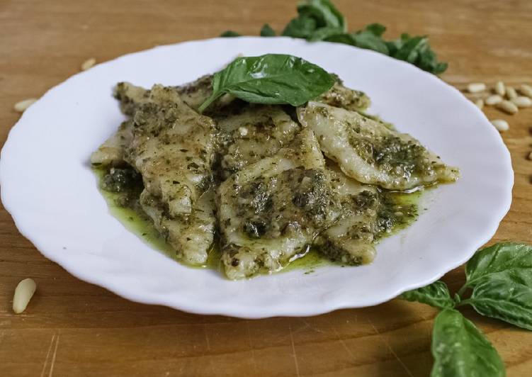 Testaroli al pesto